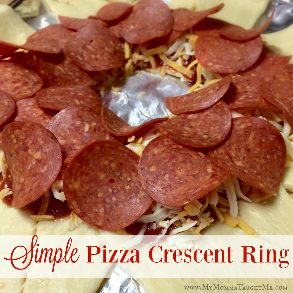 Simple Pizza crescents ring