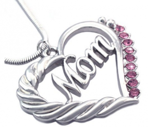 mom-heart-necklace