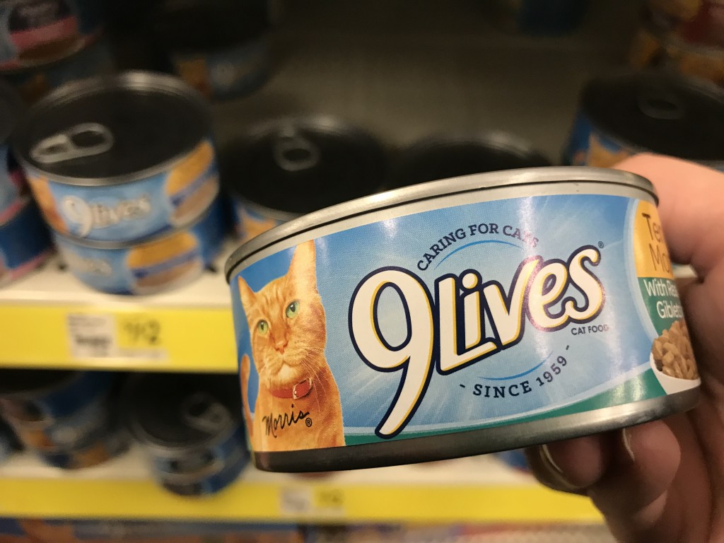 9 Lives Canned Cat Food At Dollar General