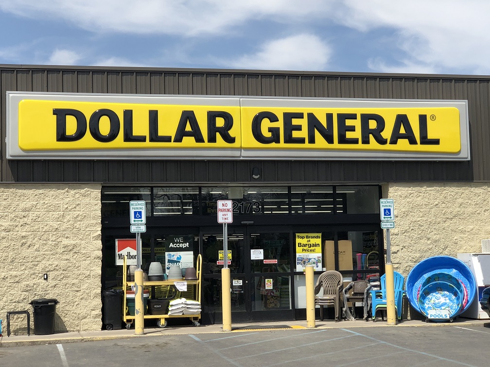Dollar General Store Images