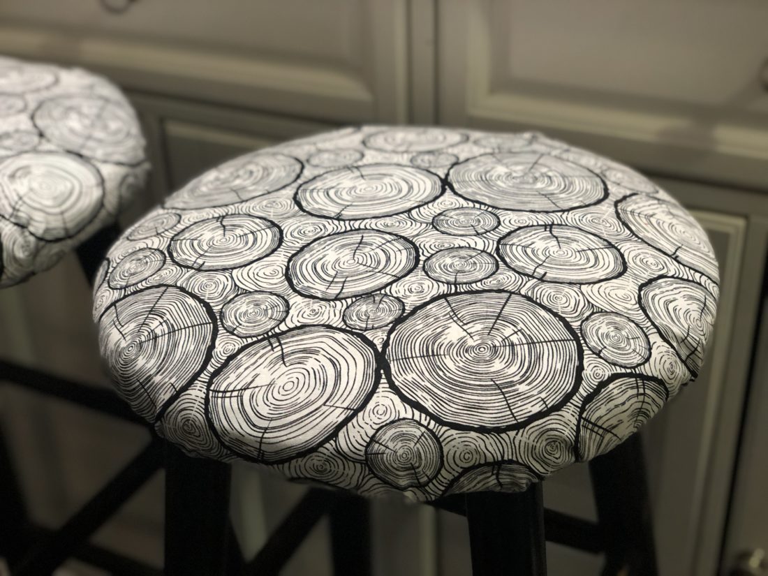 Frugal Make Over for Bar Stool